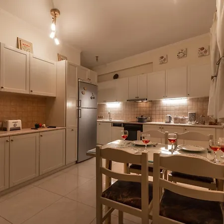 Nyaraló Garitsa Maisonette *